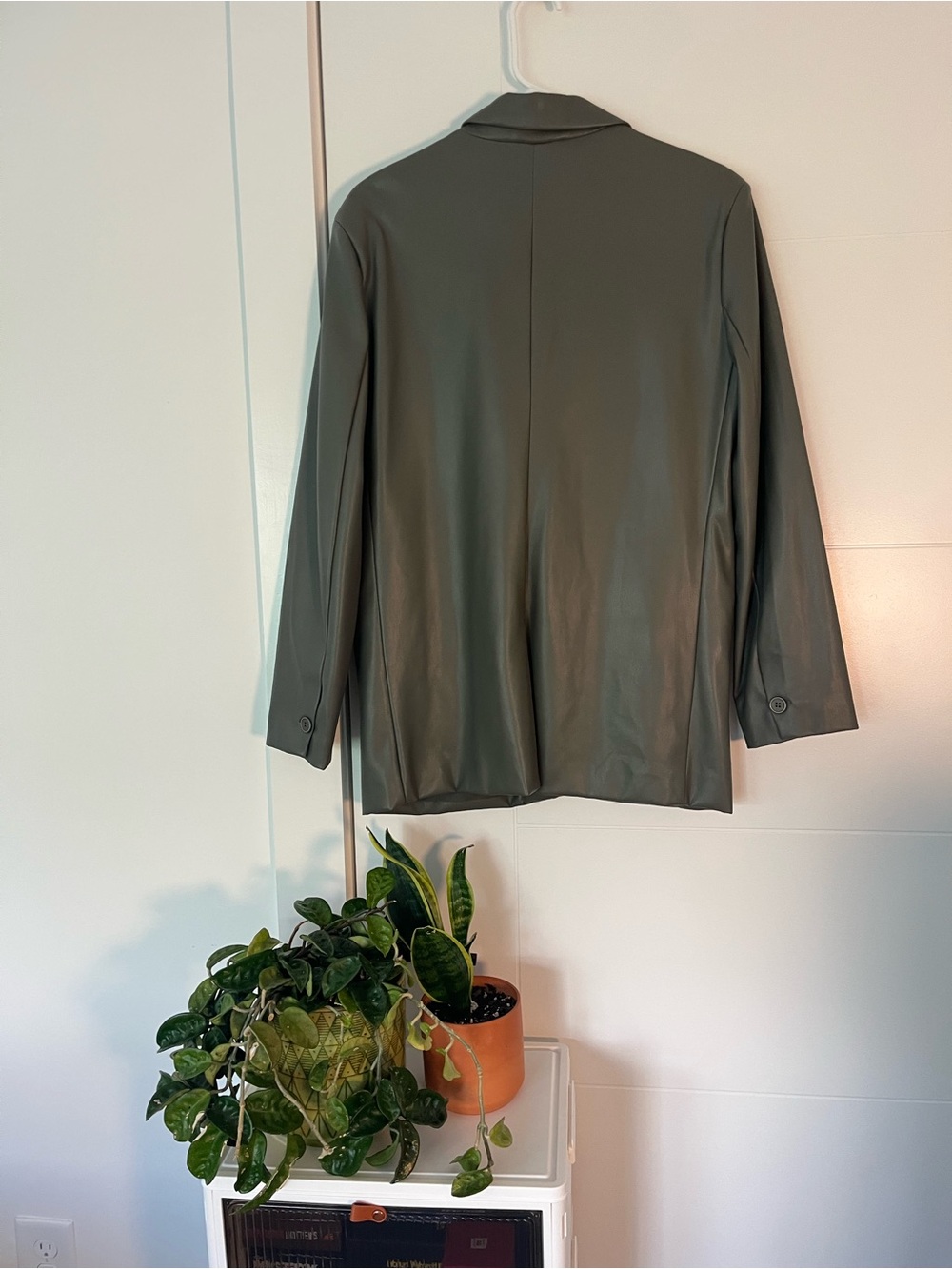 BB Dakota Olive Green Faux Leather Blazer - Picture 2 of 3